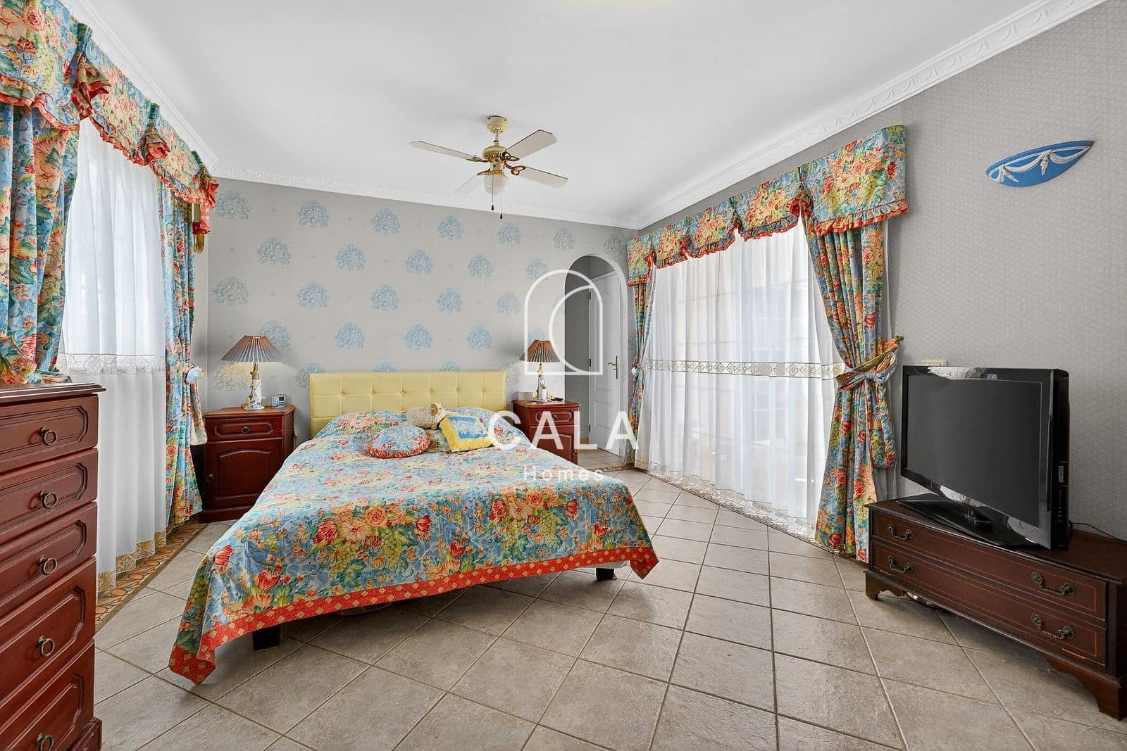4 bedroom Villa for sale in Callao Salvaje with pool garage - € 1,175,000 (Ref: 9824223)