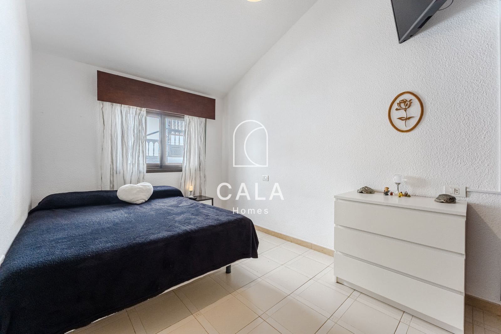 4 quarto Casa em Banda para venda em Playa San Juan com piscina garagem - 400 000 € (Ref: 9830310)