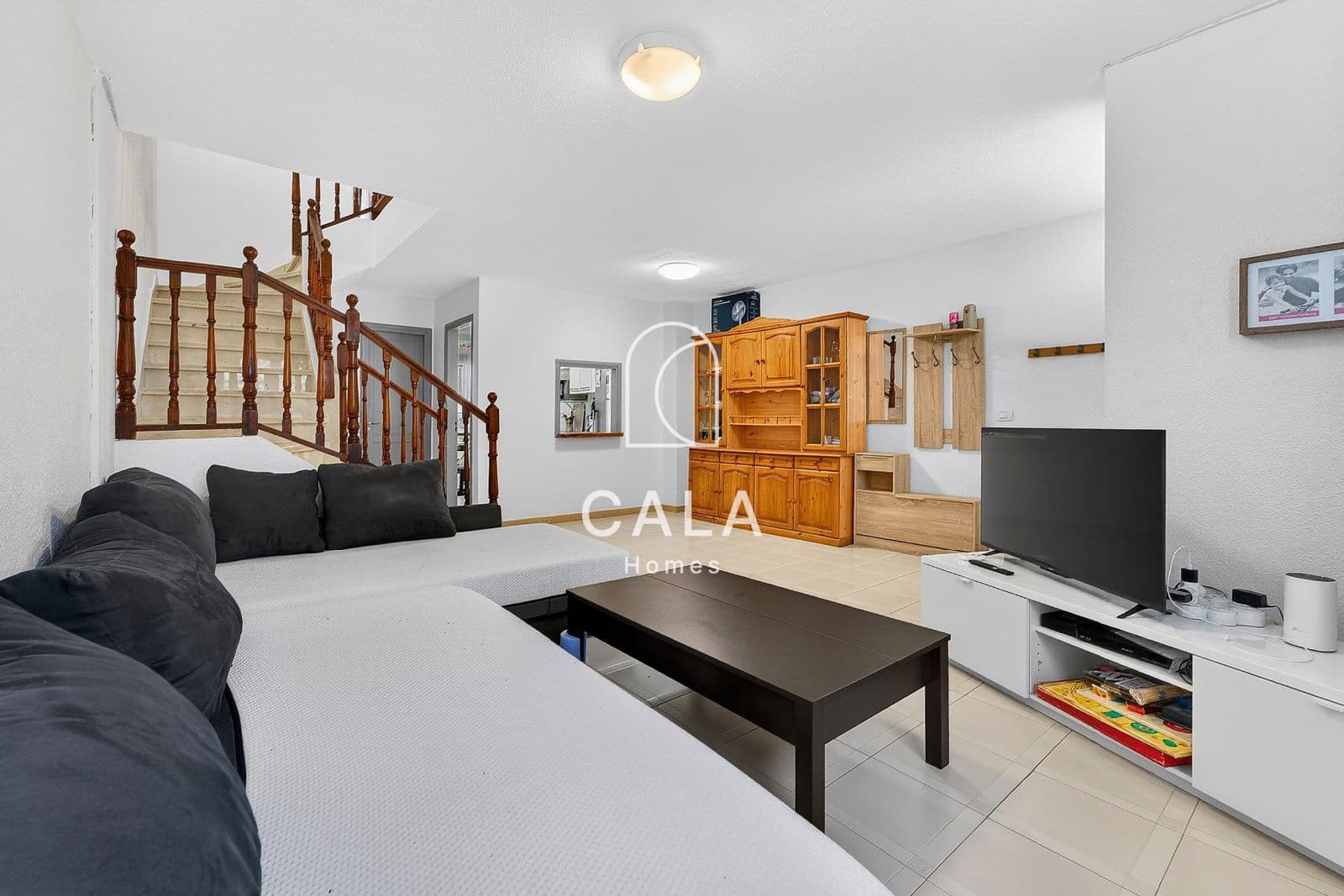 4 quarto Casa em Banda para venda em Playa San Juan com piscina garagem - 400 000 € (Ref: 9830310)