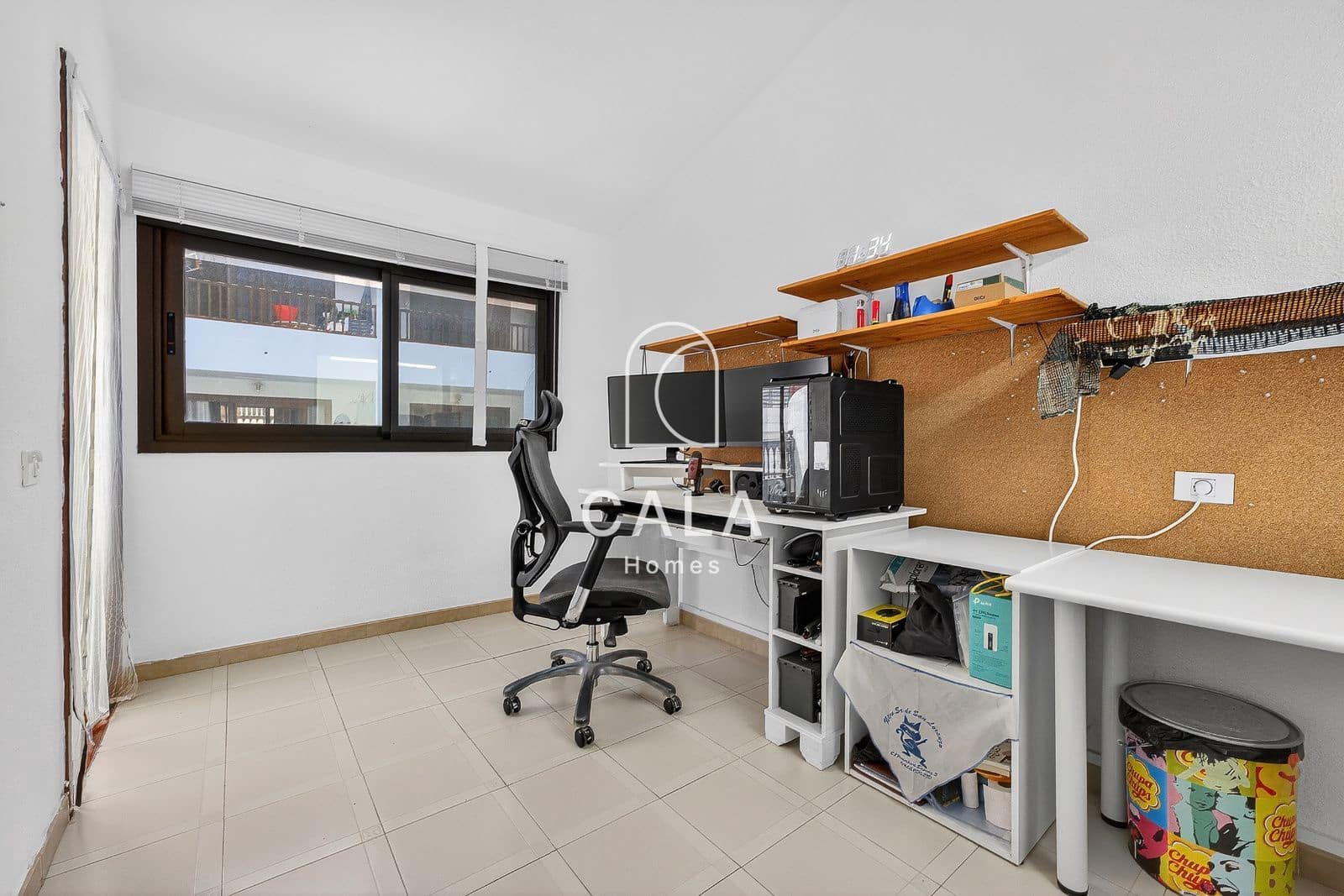4 quarto Casa em Banda para venda em Playa San Juan com piscina garagem - 400 000 € (Ref: 9830310)