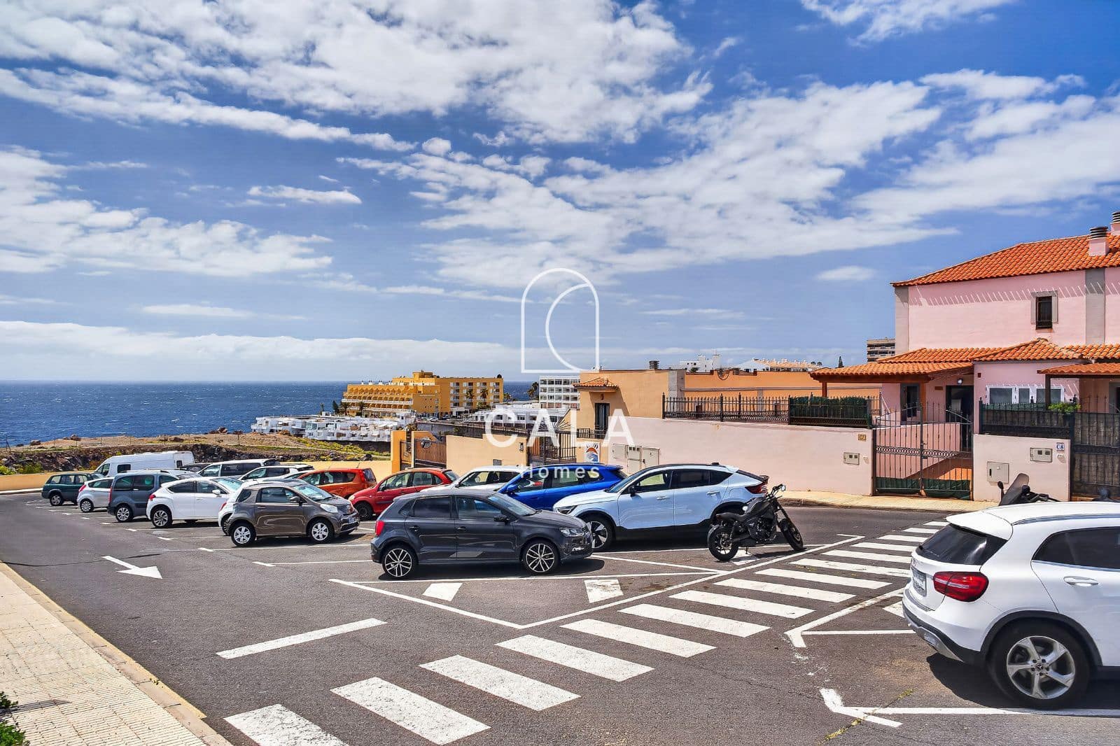 3 bedroom Flat for sale in Callao Salvaje with pool garage - € 499,000 (Ref: 9830392)