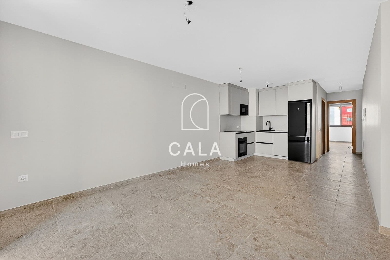 2 bedroom Flat for sale in Playa San Juan with garage - € 319,000 (Ref: 9834826)