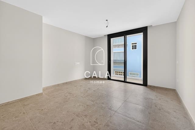 2 soveværelse Lejlighed til salg i Playa San Juan, Guía de Isora med garage - € 319.000 (Ref: 9834826)