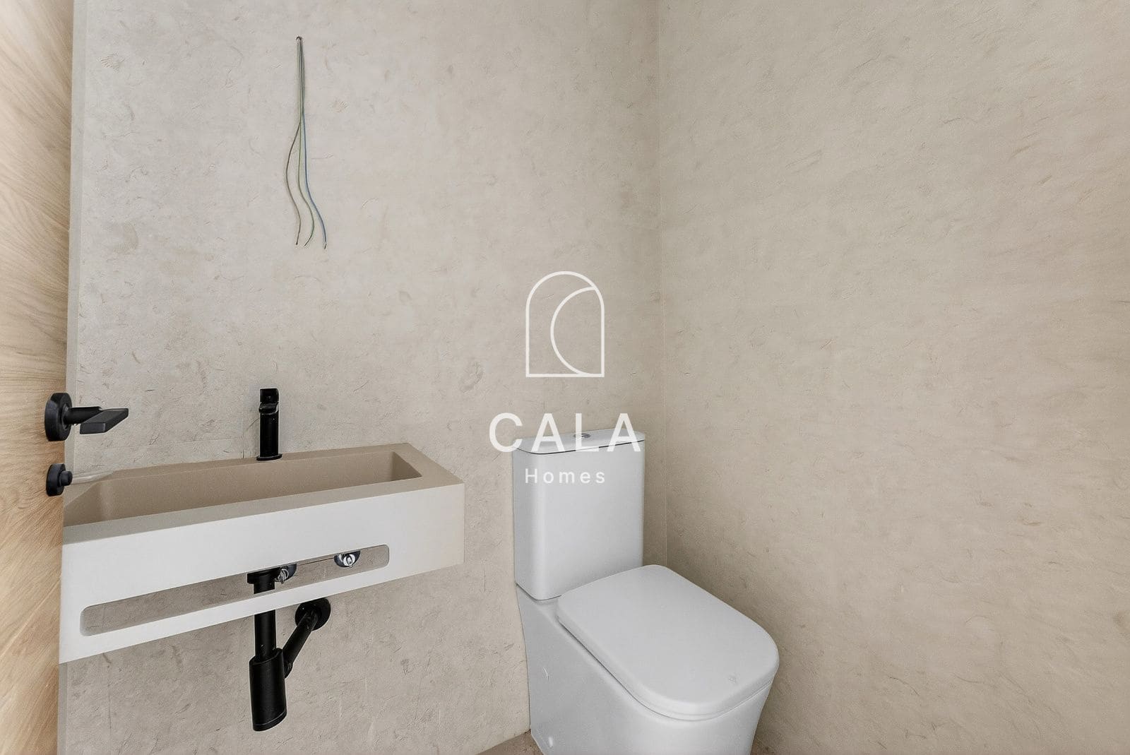 2 bedroom Flat for sale in Playa San Juan with garage - € 319,000 (Ref: 9834826)