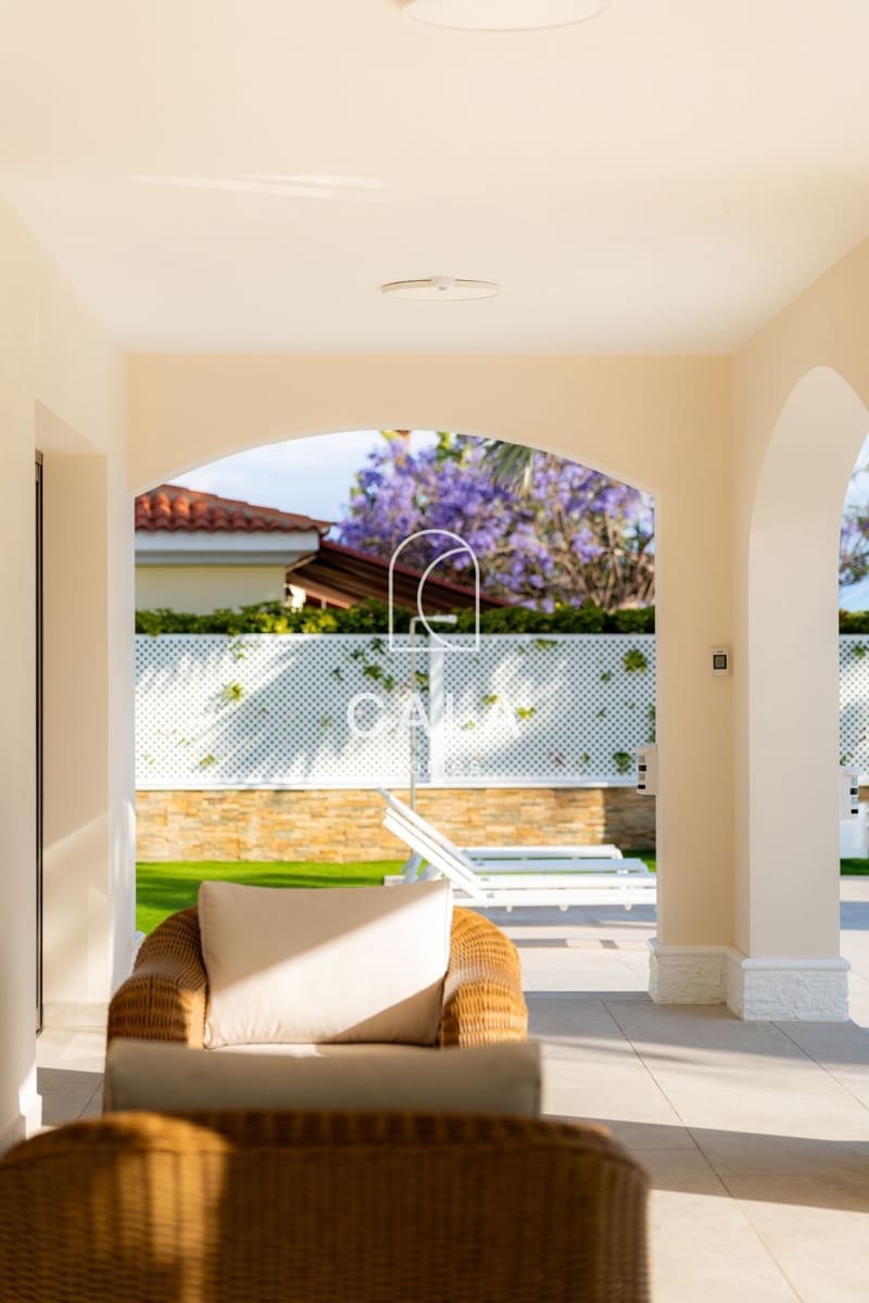 4 quarto Casa em Banda para venda em La Caleta Adeje com piscina garagem - 3 500 000 € (Ref: 9838698)