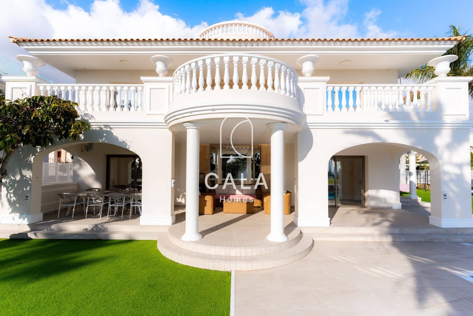4 quarto Casa em Banda para venda em La Caleta Adeje com piscina garagem - 3 500 000 € (Ref: 9838698)