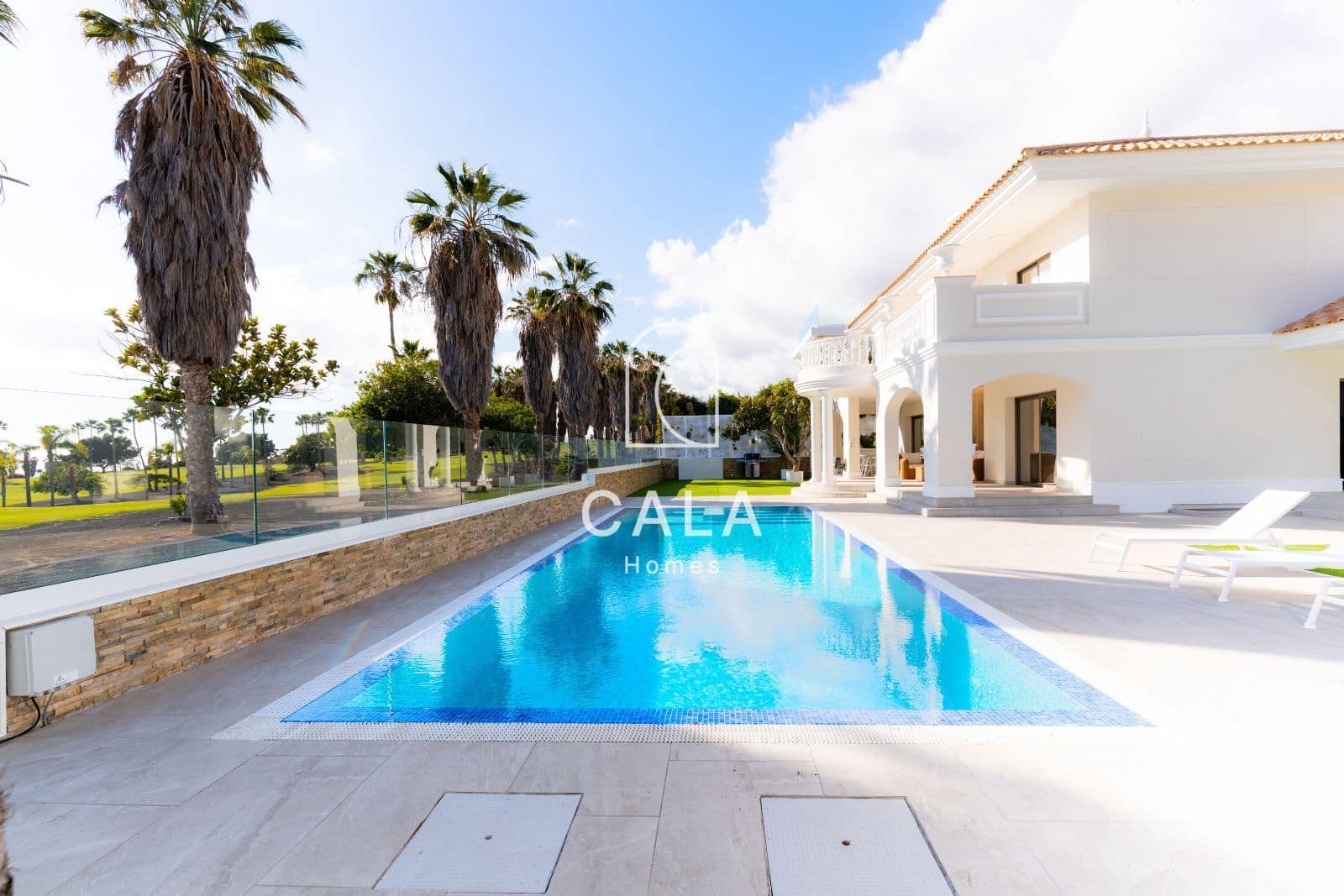 4 quarto Casa em Banda para venda em La Caleta Adeje com piscina garagem - 3 500 000 € (Ref: 9838698)