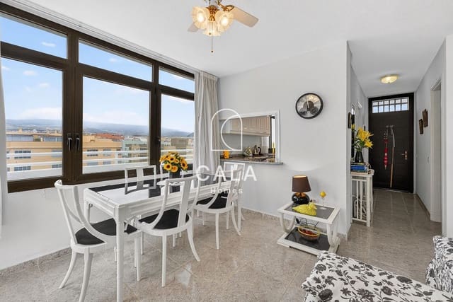 2 sovrum Lägenhet till salu i El Medano, Granadilla de Abona med pool - 600 000 € (Ref: 9841444)