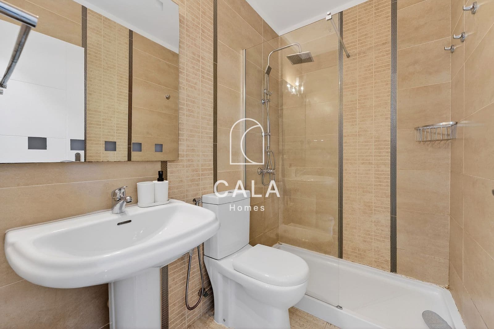 4 chambre Maison de Ville à vendre à Playa Fanabe avec piscine - 555 000 € (Ref: 9844415)