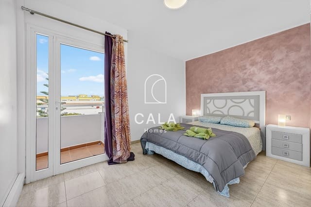 4 quarto Casa em Banda para venda em Playa Fañabe, Adeje com piscina - 555 000 € (Ref: 9844415)
