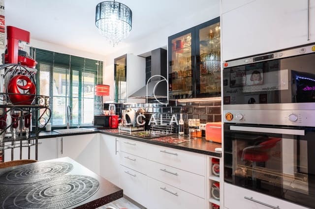 3 soveværelse Byhus til salg i Las Chafiras (San Miguel), San Miguel de Abona med swimmingpool garage - € 390.000 (Ref: 9844416)