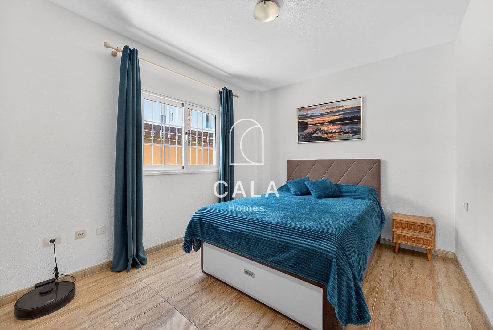2 bedroom Flat for sale in Palm-Mar with pool garage - € 320,000 (Ref: 9861125)