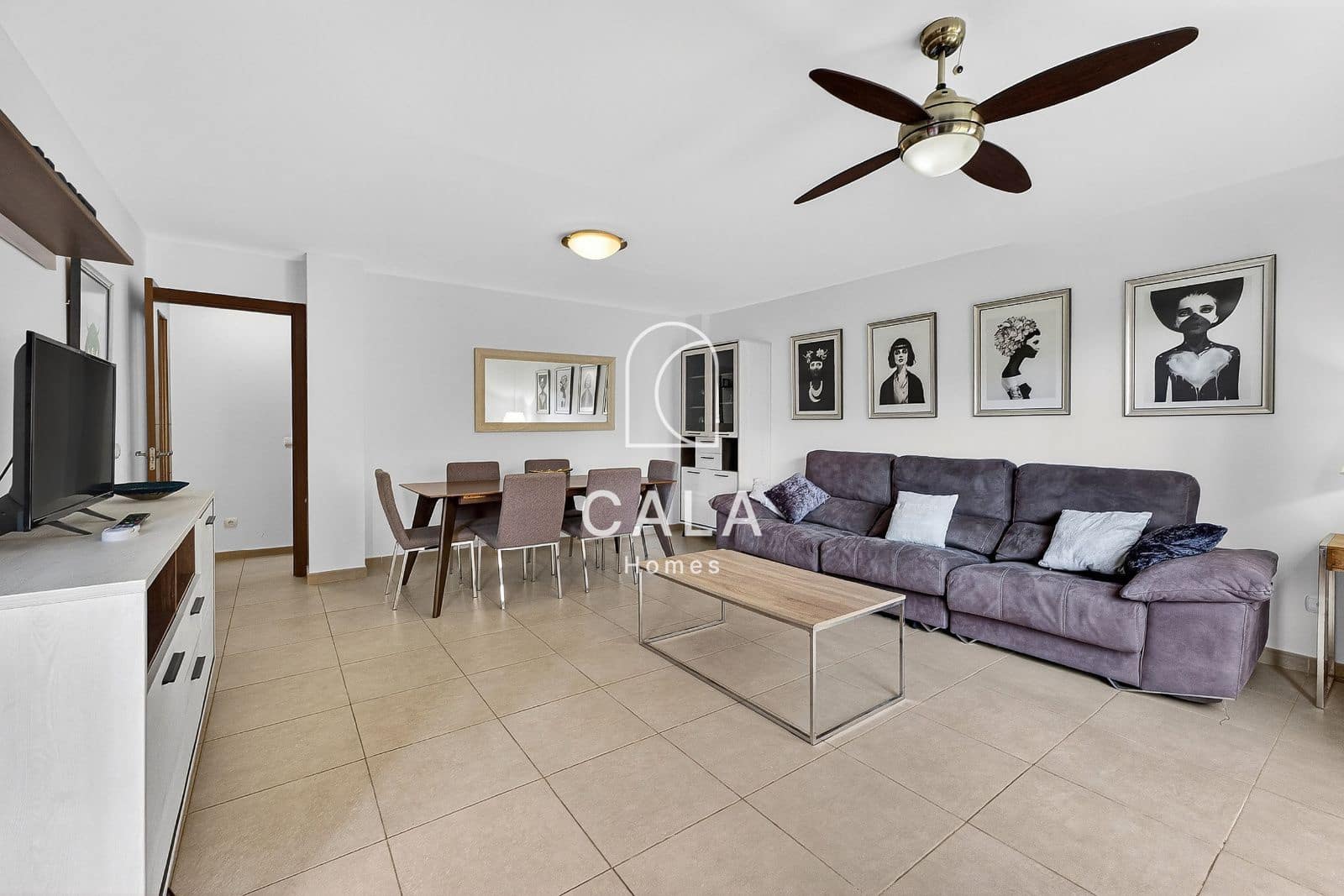 2 slaapkamer Flat te koop in Palm-Mar met zwembad garage - € 390.000 (Ref: 9861126)