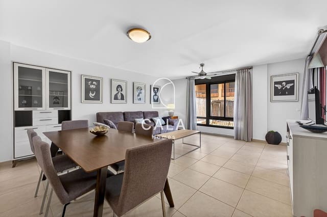 2 slaapkamer Flat te koop in Palm-Mar, Arona met zwembad garage - € 390.000 (Ref: 9861126)