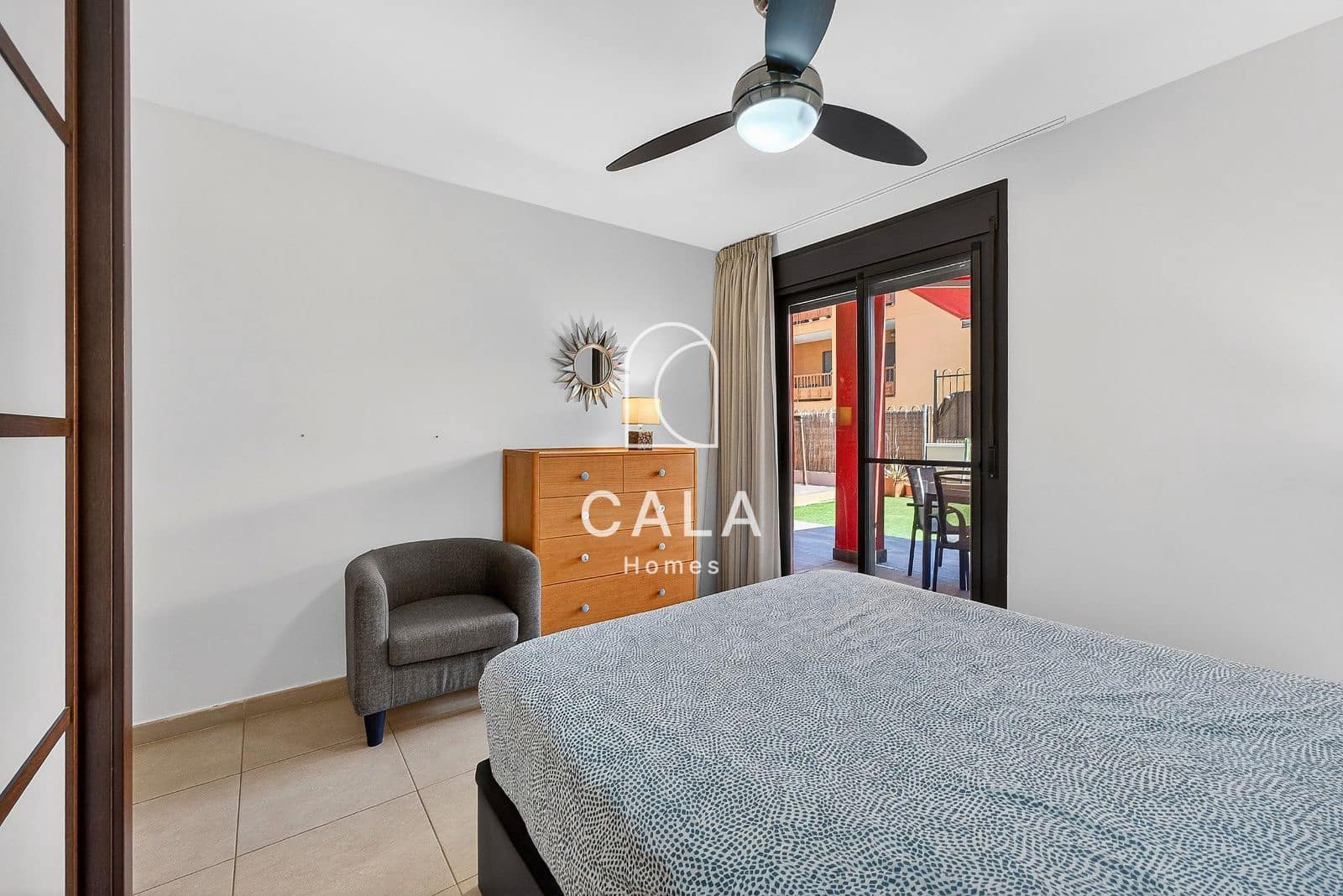 2 slaapkamer Flat te koop in Palm-Mar met zwembad garage - € 390.000 (Ref: 9861126)
