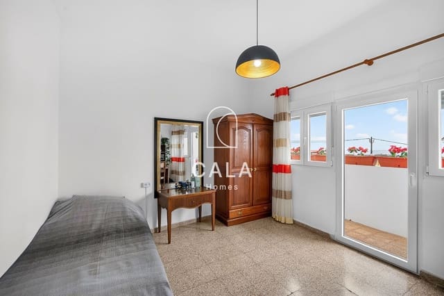 7 slaapkamer Villa te koop in Garachico met garage - € 650.000 (Ref: 9866165)