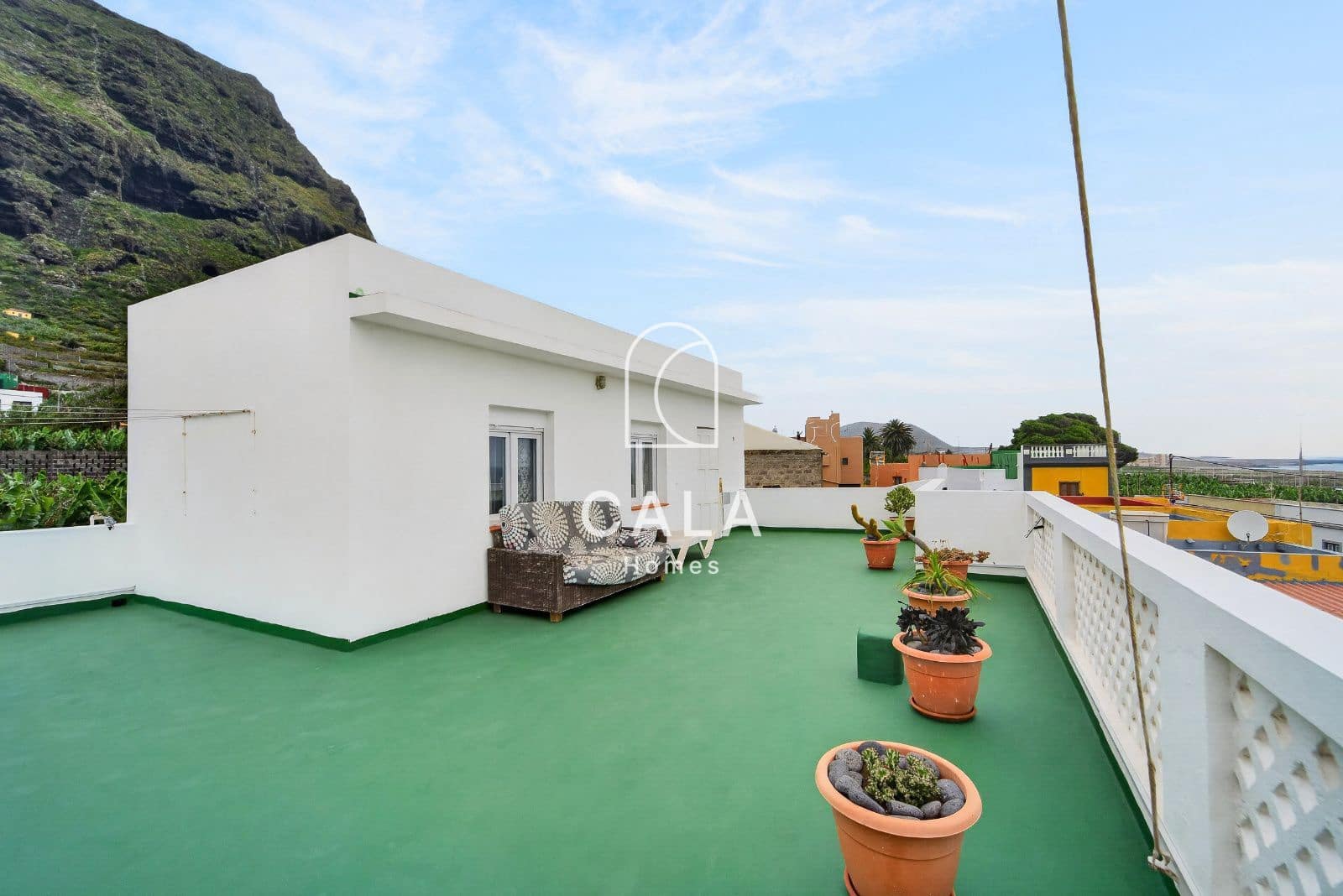 7 slaapkamer Villa te koop in Garachico met garage - € 650.000 (Ref: 9866165)