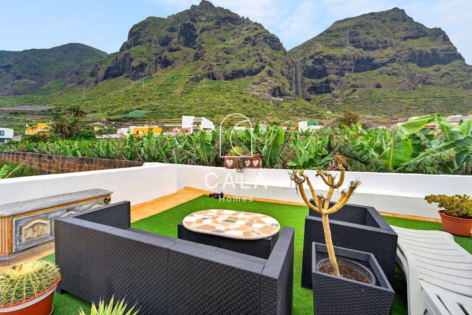 7 slaapkamer Villa te koop in Garachico met garage - € 650.000 (Ref: 9866165)