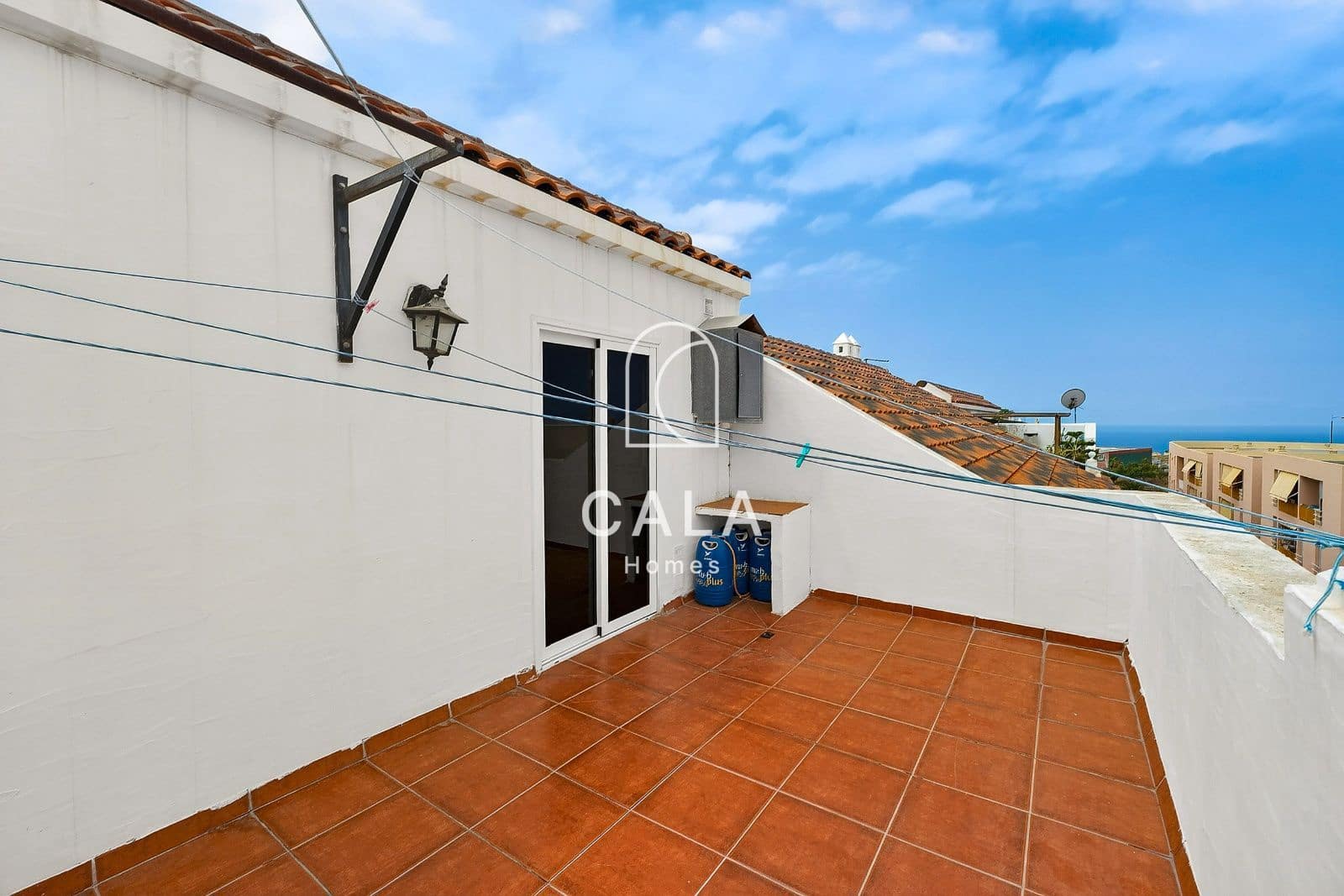 3 soveværelse Byhus til salg i Adeje med swimmingpool garage - € 398.000 (Ref: 9873877)