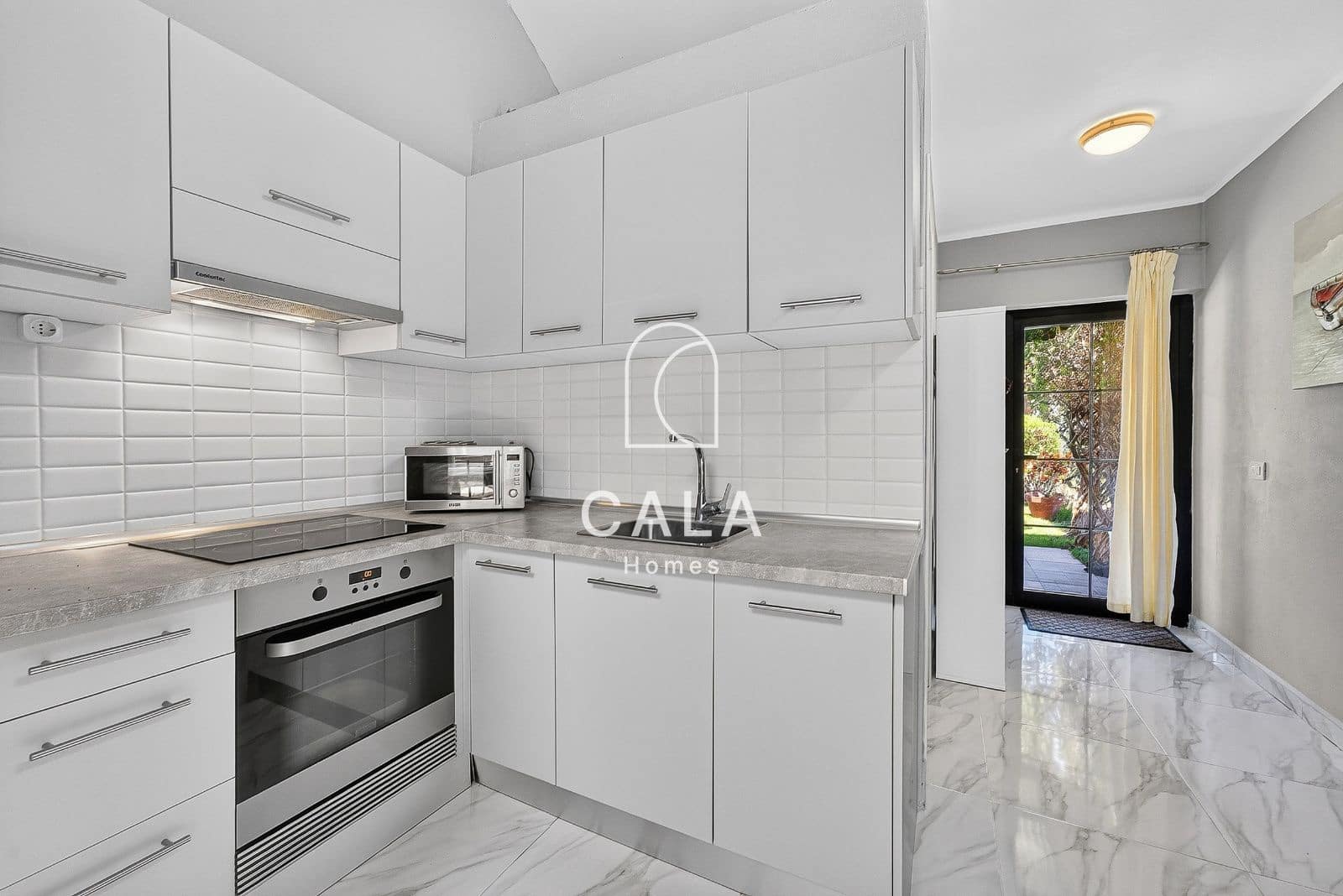 3 sypialnia Willa na sprzedaż w Golf del Sur z basenem garażem - 695 000 € (Ref: 9935301)