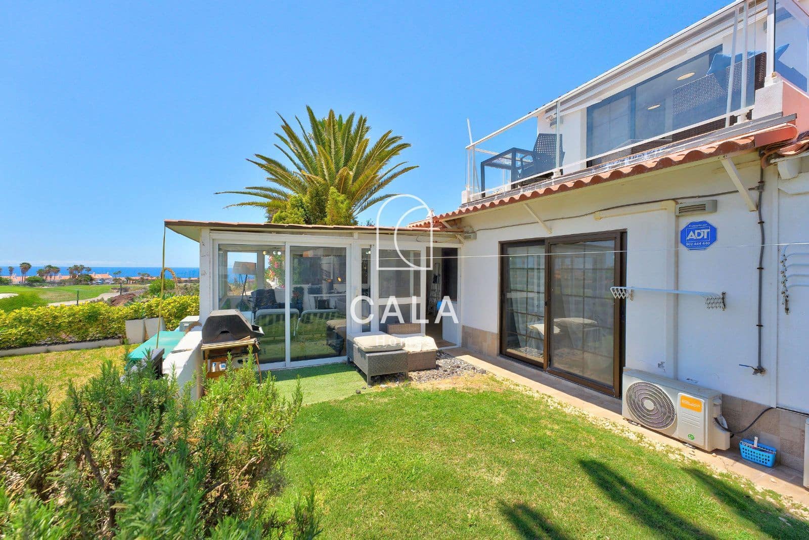 3 sypialnia Willa na sprzedaż w Golf del Sur z basenem garażem - 695 000 € (Ref: 9935301)