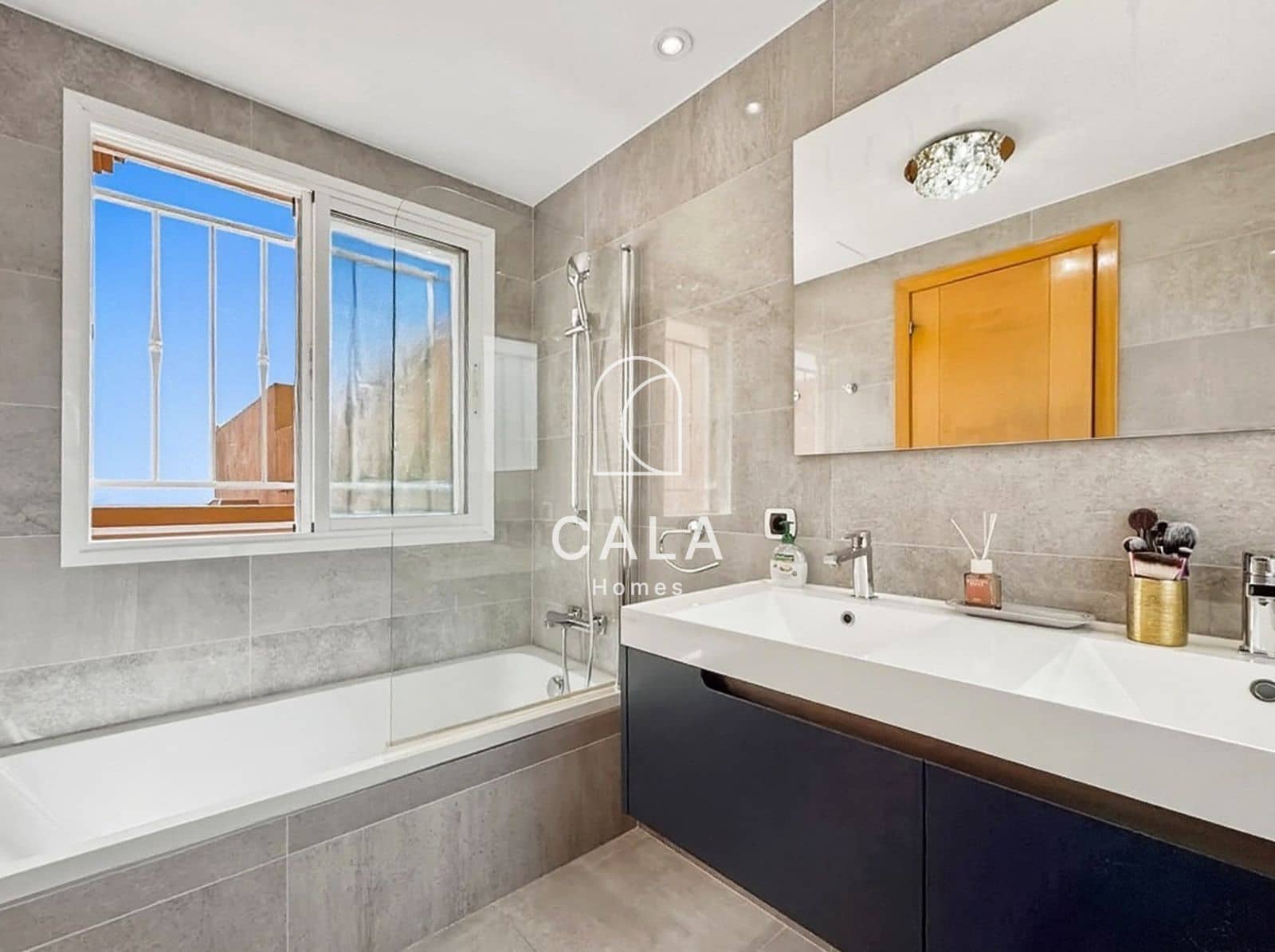 3 camera da letto Villa in vendita in Costa Adeje con piscina garage - 1.495.000 € (Rif: 9958843)