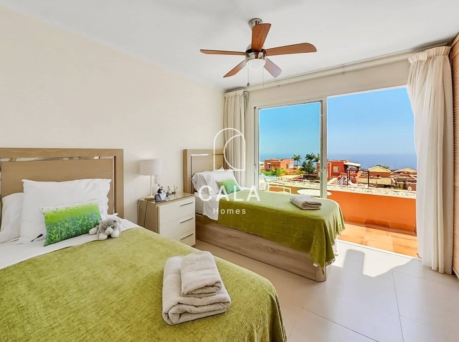 3 camera da letto Villa in vendita in Costa Adeje con piscina garage - 1.495.000 € (Rif: 9958843)