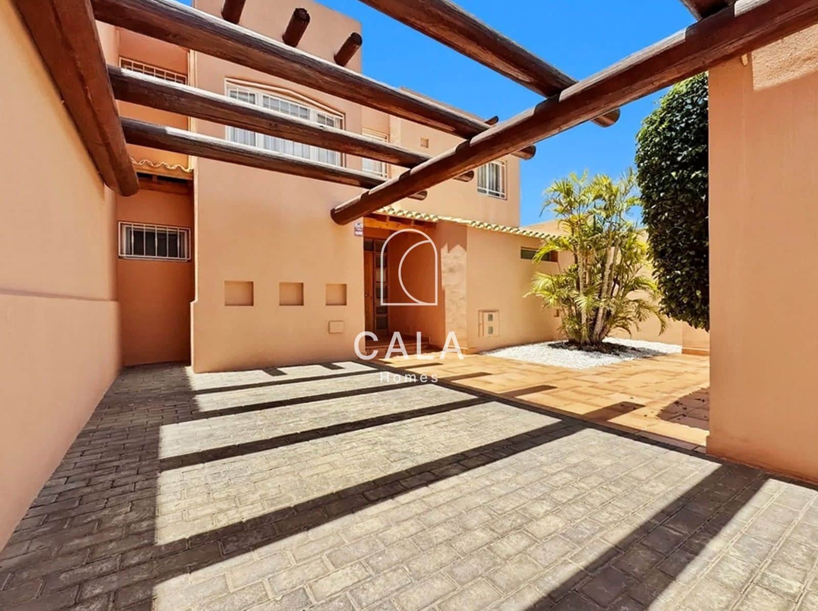 3 camera da letto Villa in vendita in Costa Adeje con piscina garage - 1.495.000 € (Rif: 9958843)