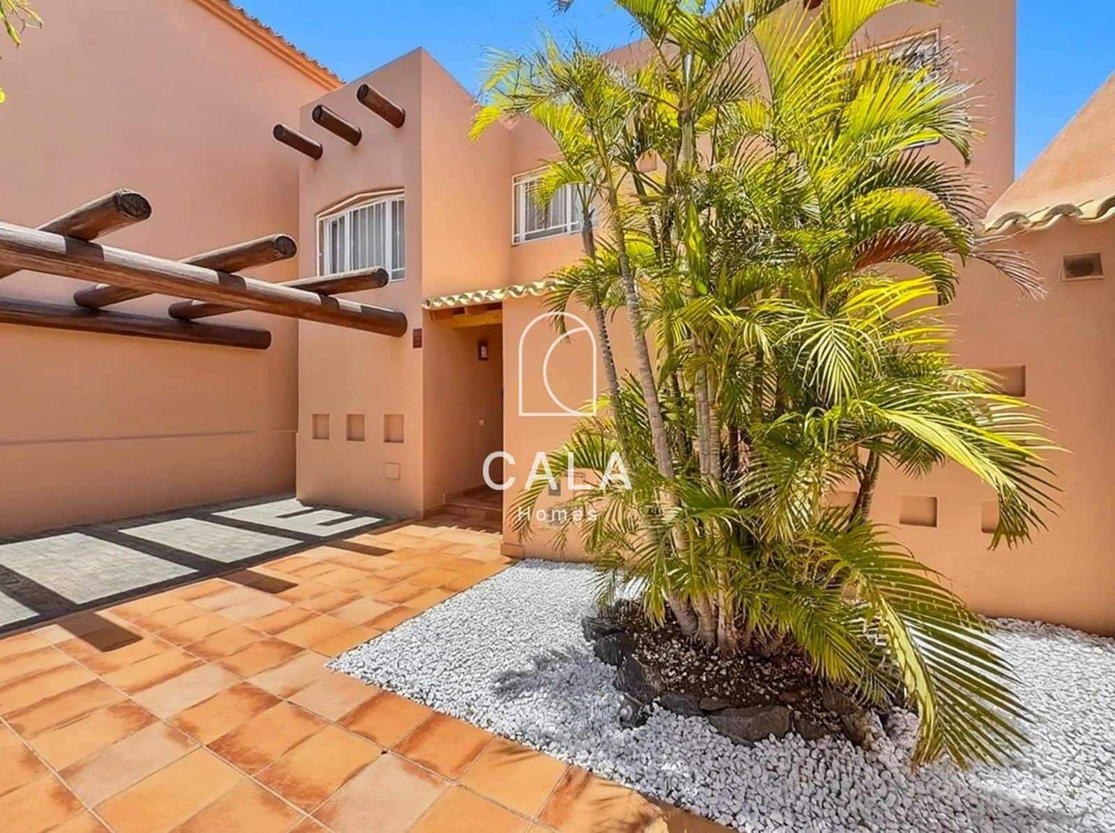 3 camera da letto Villa in vendita in Costa Adeje con piscina garage - 1.495.000 € (Rif: 9958843)