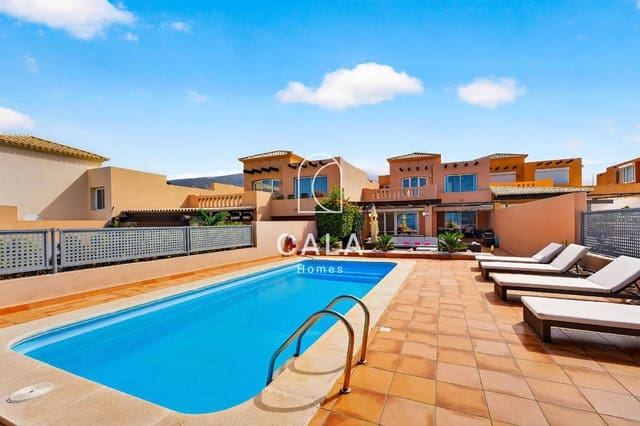 3 soveværelse Villa til salg i La Caleta Adeje, Adeje med swimmingpool garage - € 1.495.000 (Ref: 9958843)