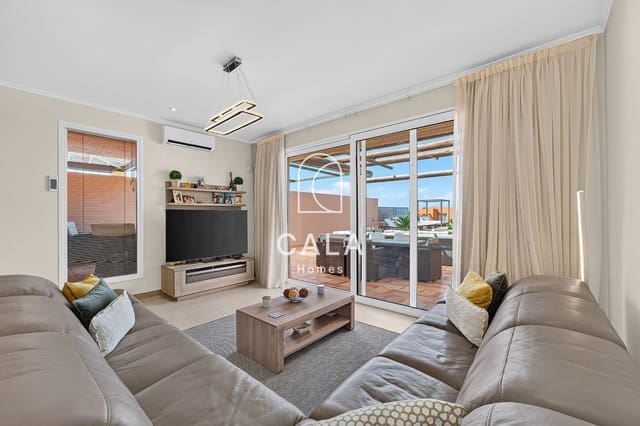 3 soveværelse Villa til salg i La Caleta Adeje, Adeje med swimmingpool garage - € 1.495.000 (Ref: 9958843)