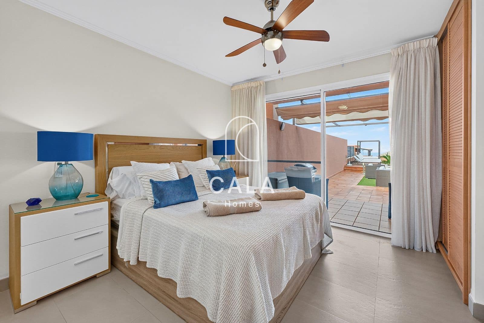 3 bedroom Villa for sale in Costa Adeje with pool garage - € 1,495,000 (Ref: 9958843)