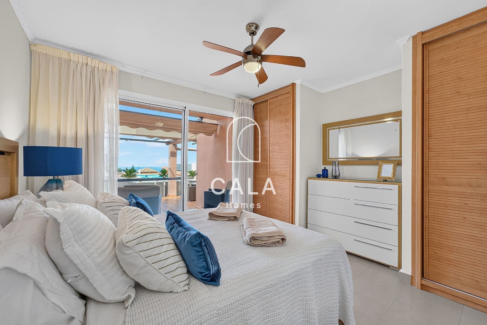 3 bedroom Villa for sale in Costa Adeje with pool garage - € 1,495,000 (Ref: 9958843)