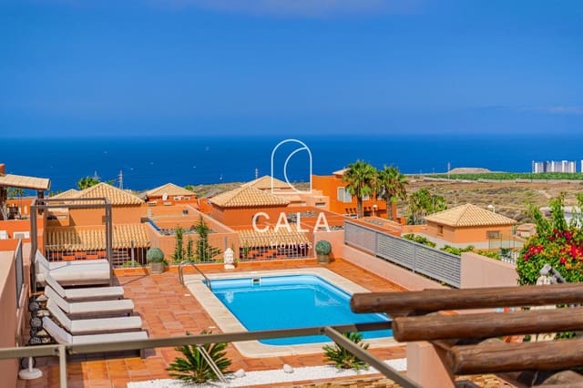 3 chambre Villa/Maison à vendre à La Caleta Adeje, Adeje avec piscine garage - 1 495 000 € (Ref: 9958843)