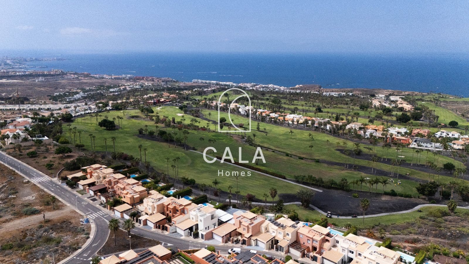 3 bedroom Villa for sale in Costa Adeje with pool garage - € 1,495,000 (Ref: 9958843)
