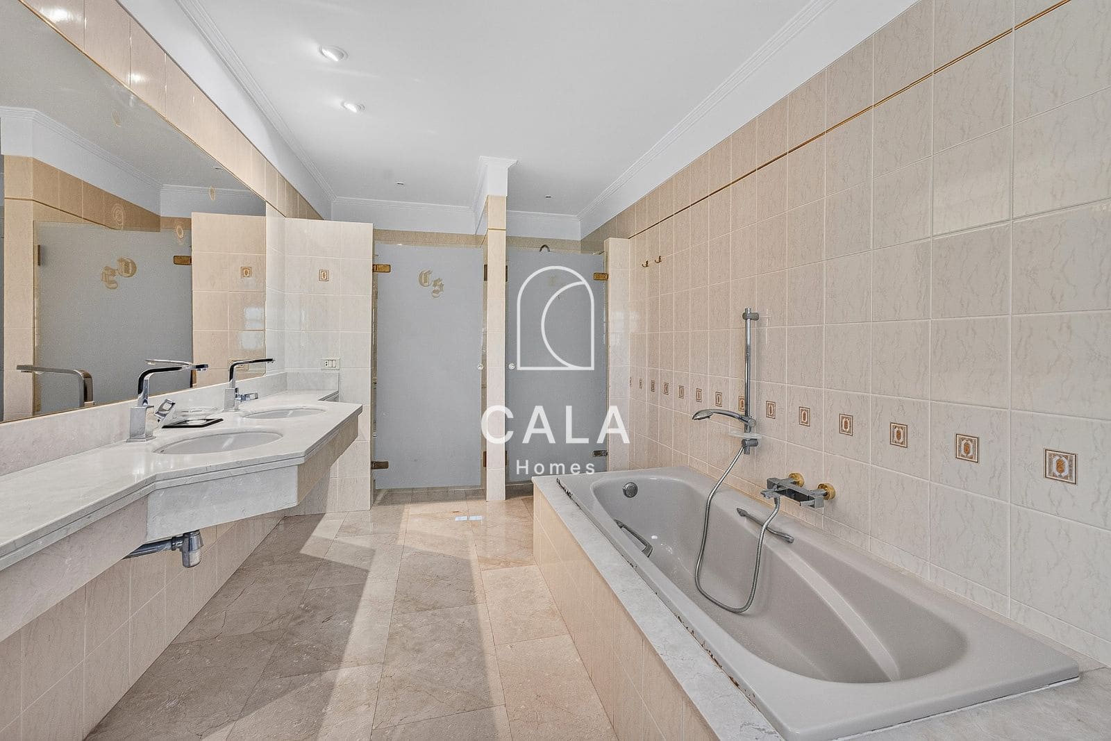 3 soveværelse Byhus til salg i Golf del Sur med swimmingpool garage - € 2.920.000 (Ref: 9969112)