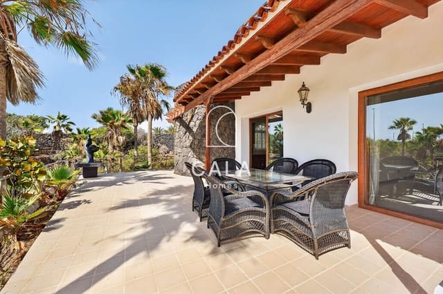 3 slaapkamer Huis te koop in Golf del Sur, San Miguel de Abona met zwembad garage - € 2.920.000 (Ref: 9969112)