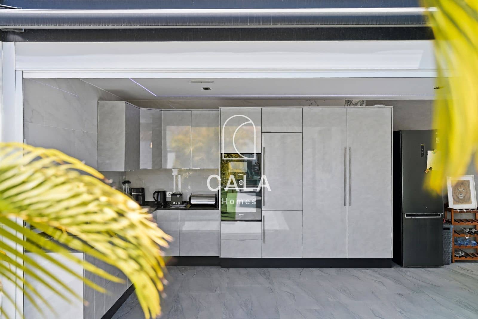 3 bedroom Townhouse for sale in El Madronal with pool garage - € 2,195,000 (Ref: 9974513)