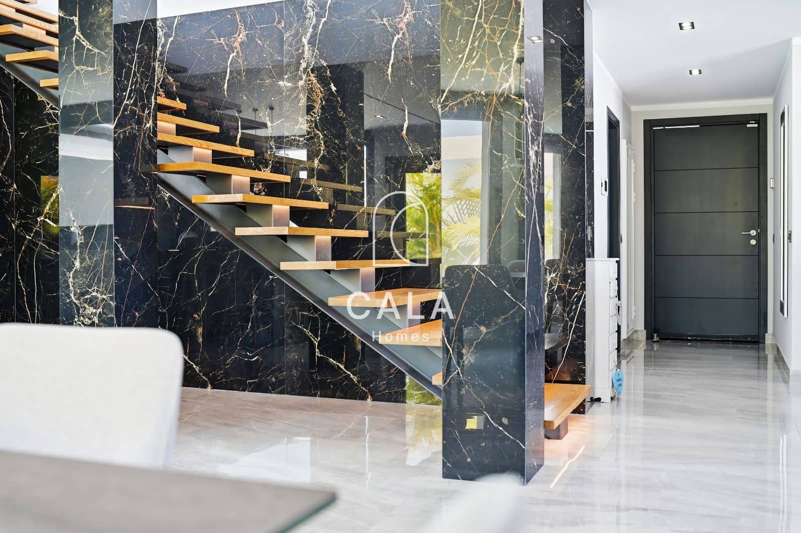 3 bedroom Townhouse for sale in El Madronal with pool garage - € 2,195,000 (Ref: 9974513)