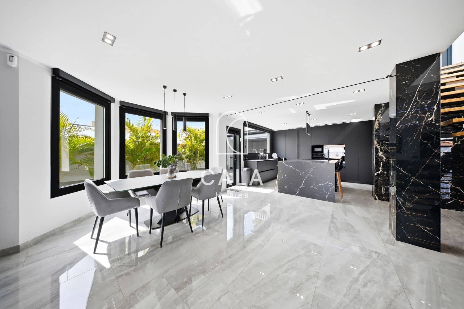 3 bedroom Townhouse for sale in El Madronal with pool garage - € 2,195,000 (Ref: 9974513)