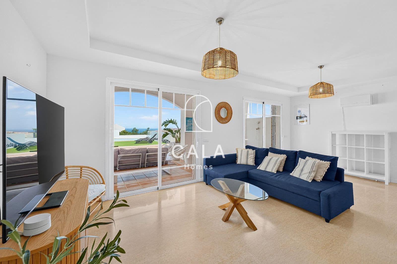 6 bedroom Townhouse for sale in Costa Adeje with pool garage - € 1,710,000 (Ref: 9976653)
