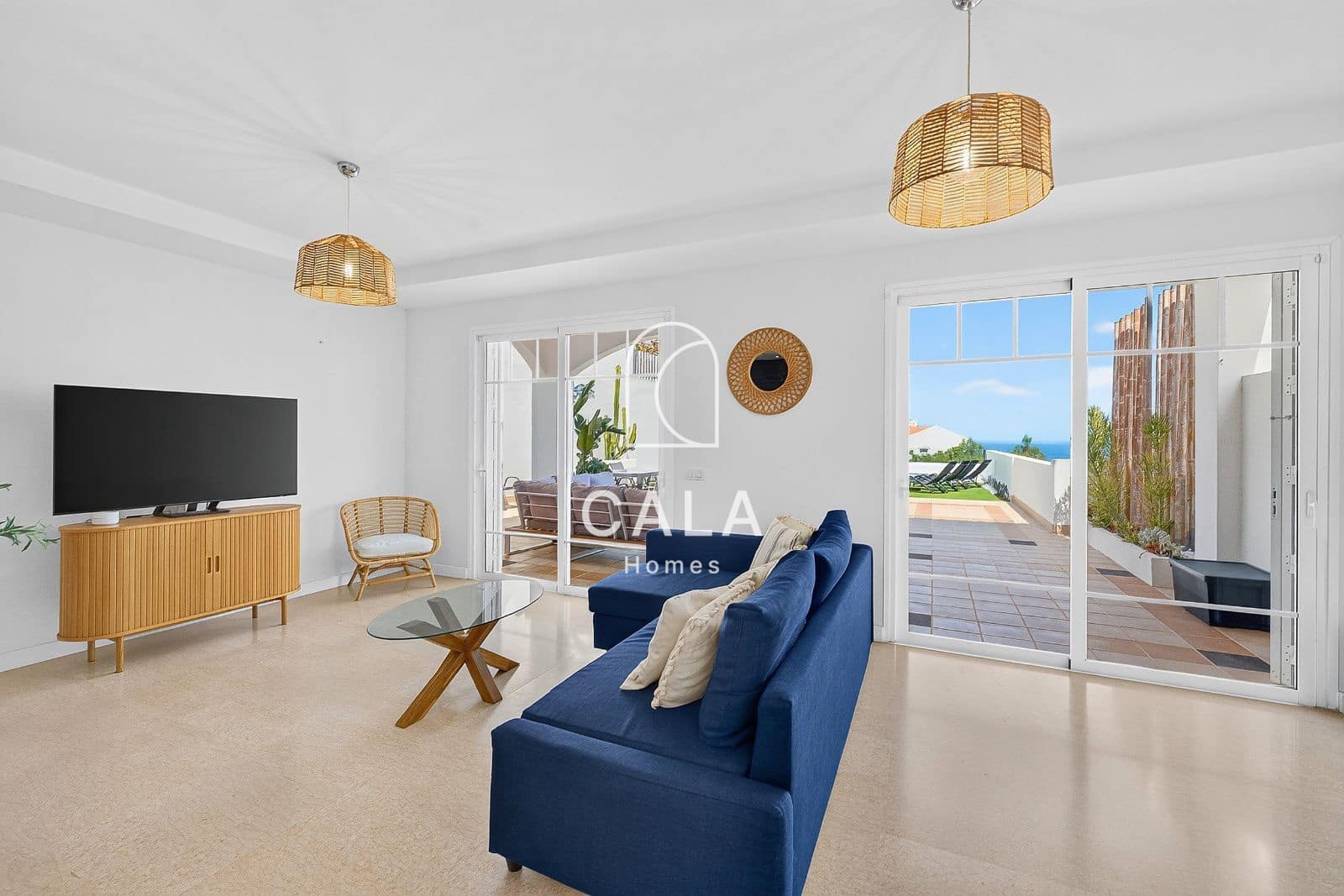 6 bedroom Townhouse for sale in Costa Adeje with pool garage - € 1,710,000 (Ref: 9976653)