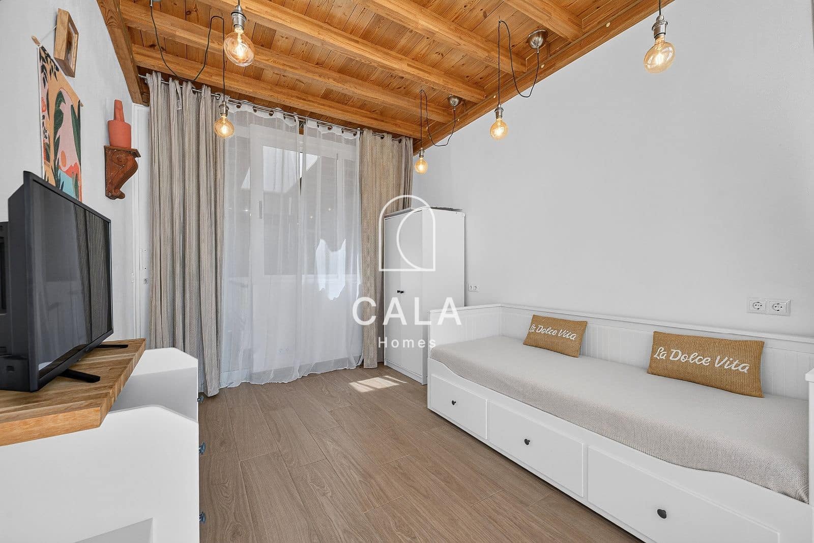6 bedroom Townhouse for sale in Costa Adeje with pool garage - € 1,710,000 (Ref: 9976653)