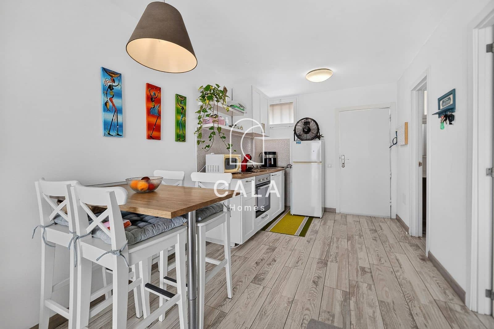 1 bedroom Flat for sale in Playa de las Americas with pool garage - € 315,000 (Ref: 9986147)