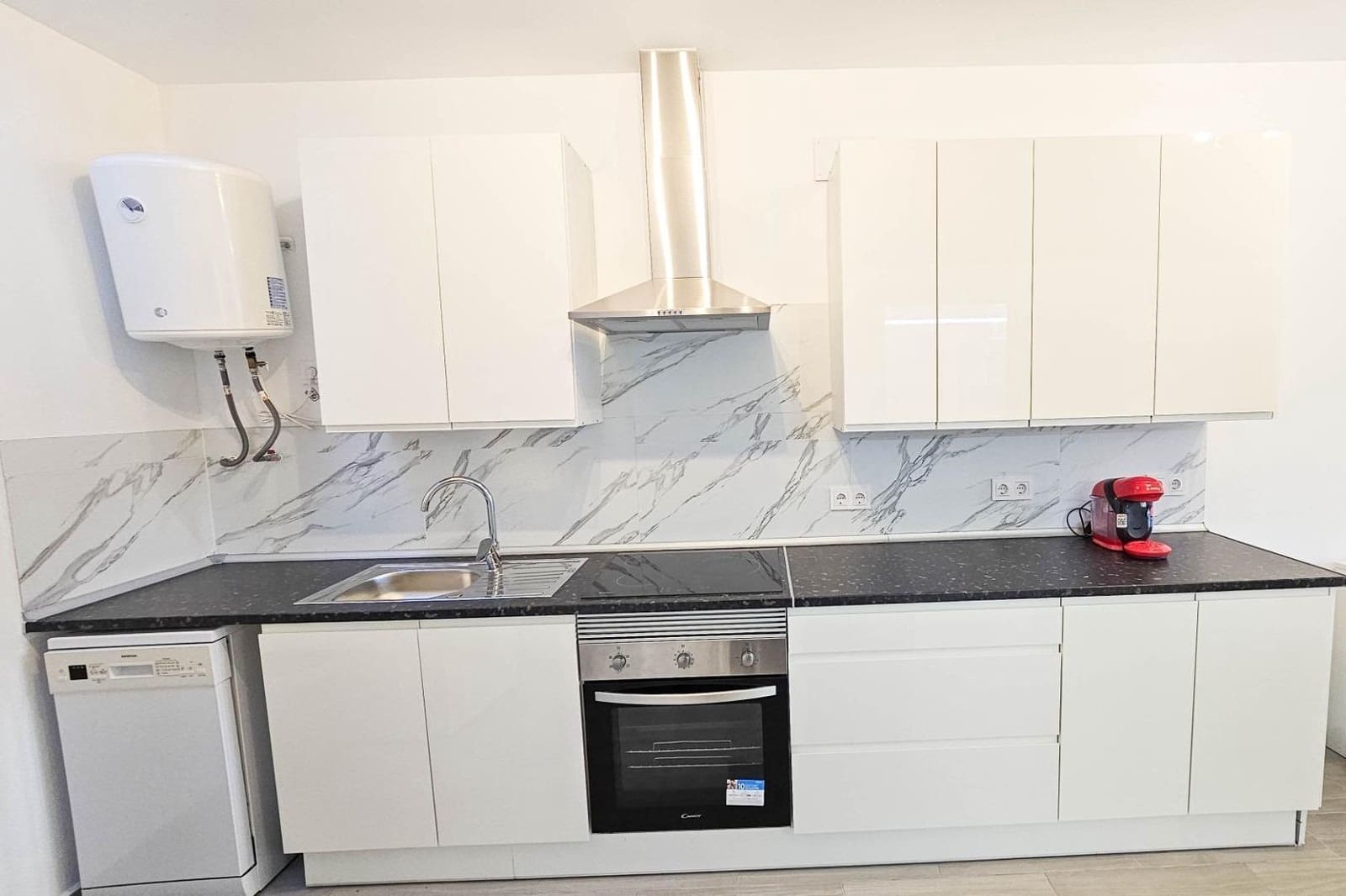 2 Zimmer Reihenhaus zu verkaufen in Torrevieja - 125.000 € (Ref: 10004185)