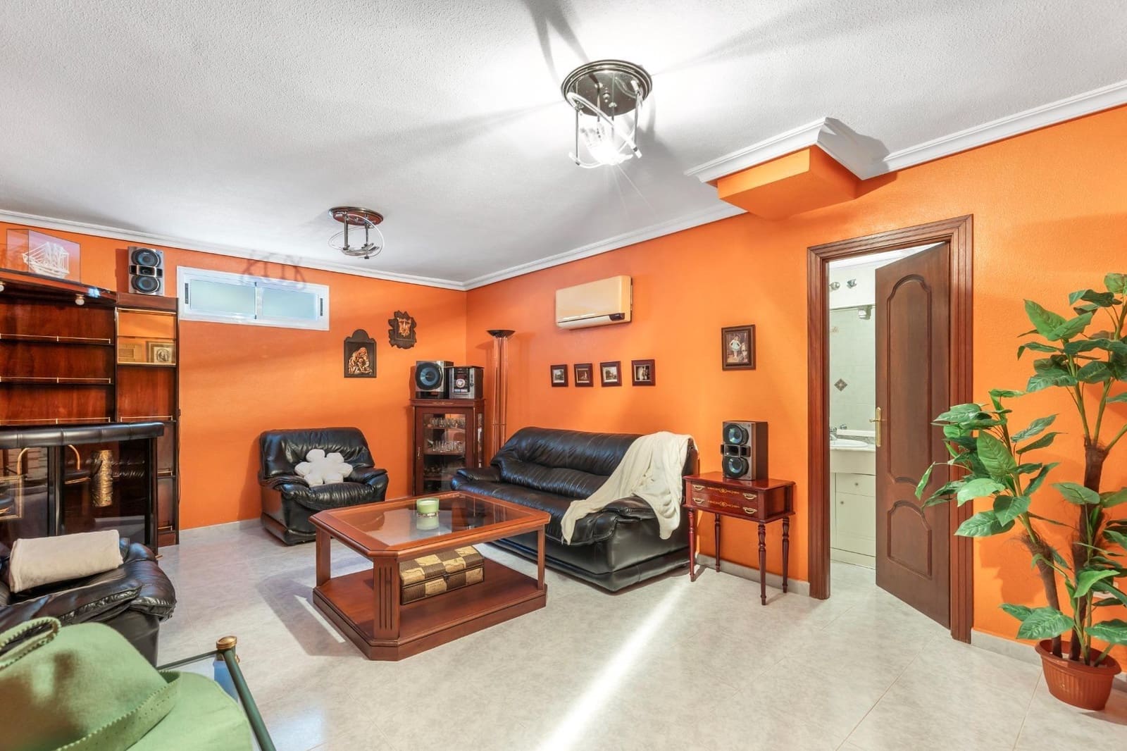 5 Zimmer Villa zu verkaufen in Dona Pepa mit Pool Garage - 499.000 € (Ref: 10006333)