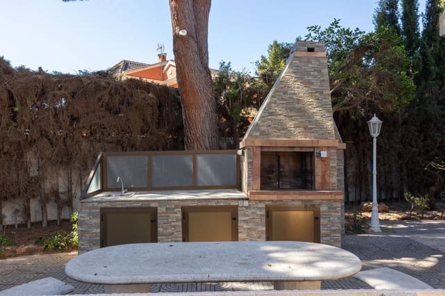 5 Zimmer Villa zu verkaufen in Doña Pepa, Rojales mit Pool Garage - 499.000 € (Ref: 10006333)