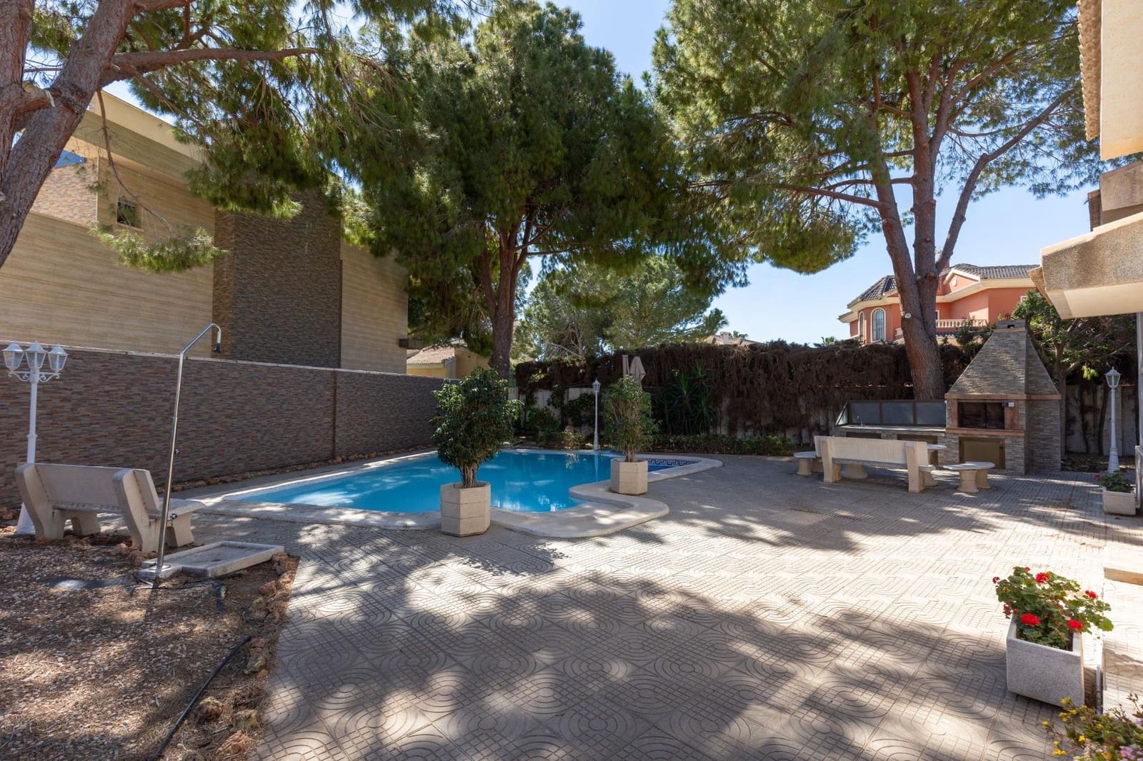 5 Zimmer Villa zu verkaufen in Dona Pepa mit Pool Garage - 499.000 € (Ref: 10006333)