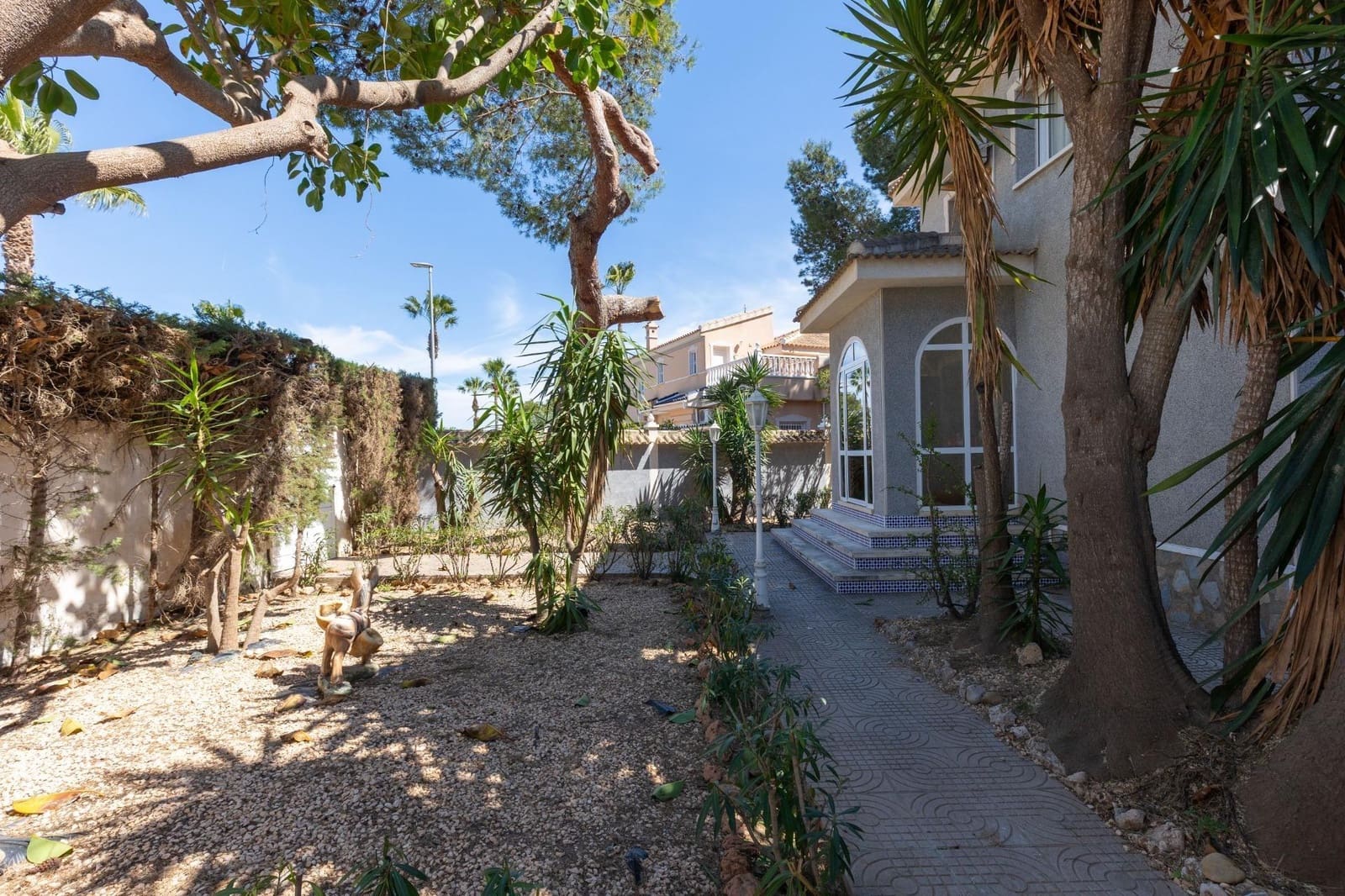 5 Zimmer Villa zu verkaufen in Dona Pepa mit Pool Garage - 499.000 € (Ref: 10006333)