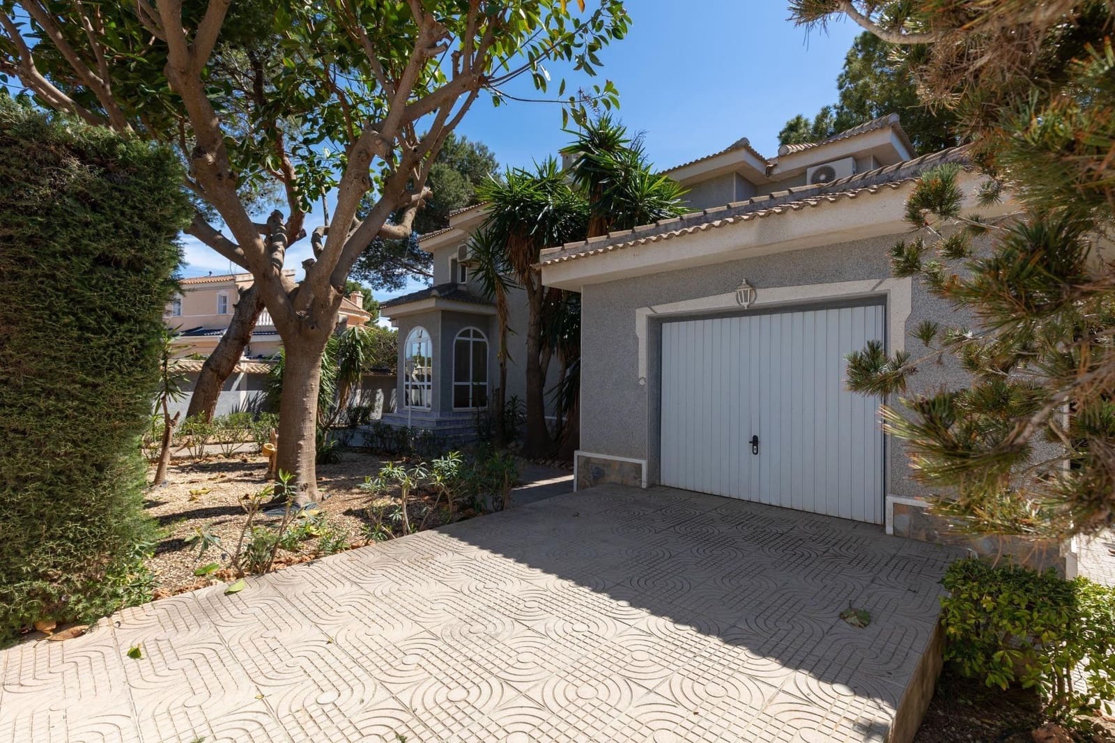 5 Zimmer Villa zu verkaufen in Dona Pepa mit Pool Garage - 499.000 € (Ref: 10006333)